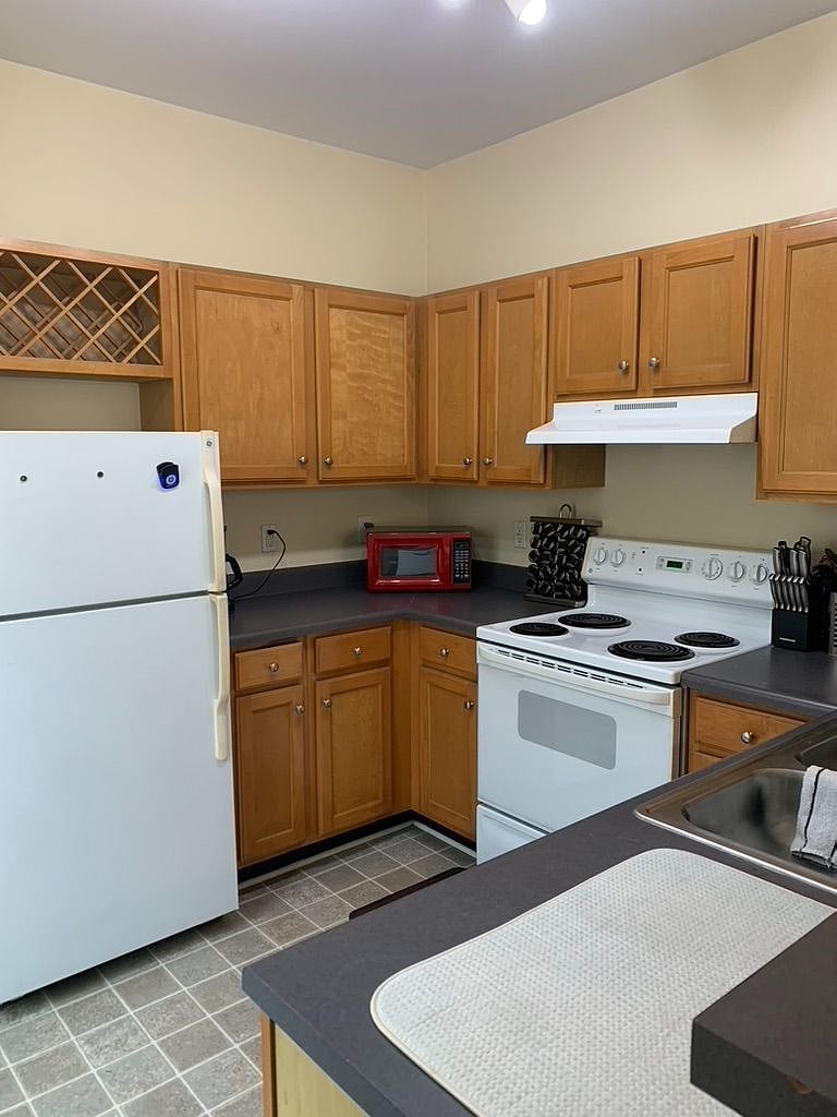 Furnished Finder property 376982_1 photo 15