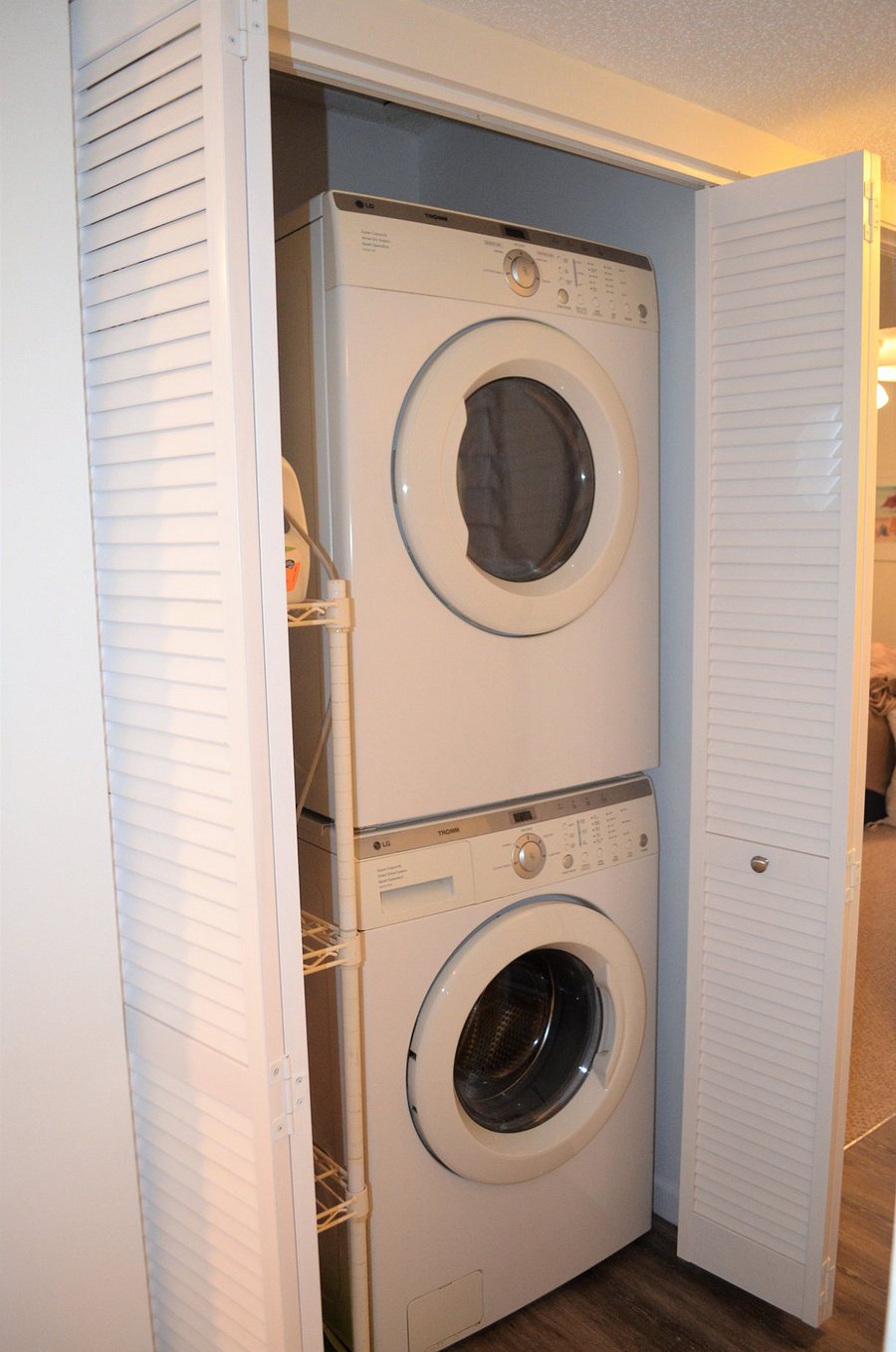 Full size LG washer/dryer
