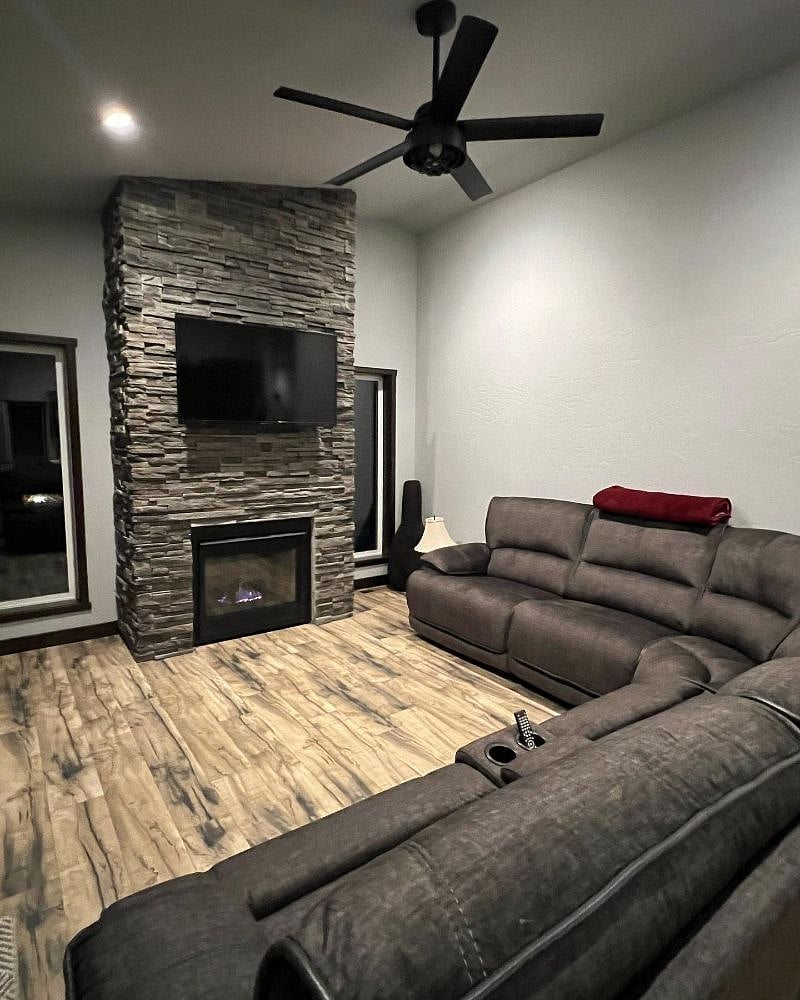 Furnished Finder property 377048_1 photo 3