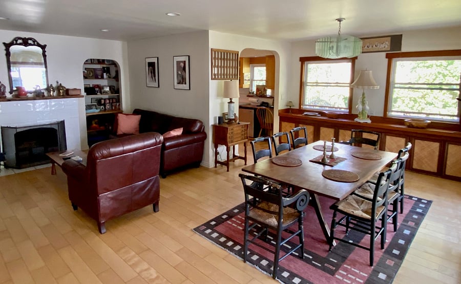 DINING \ FAMILY TV AREA
