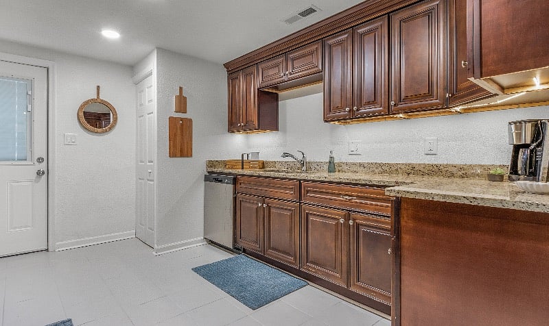 Furnished Finder property 377091_1 photo 6