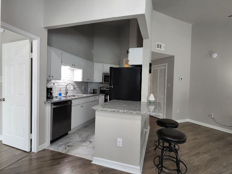 Furnished Finder property 377238_1 photo 10