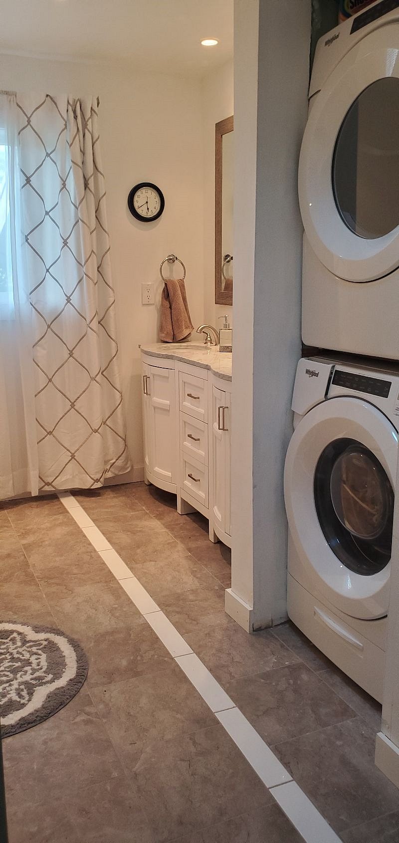 Furnished Finder property 377251_1 photo 9