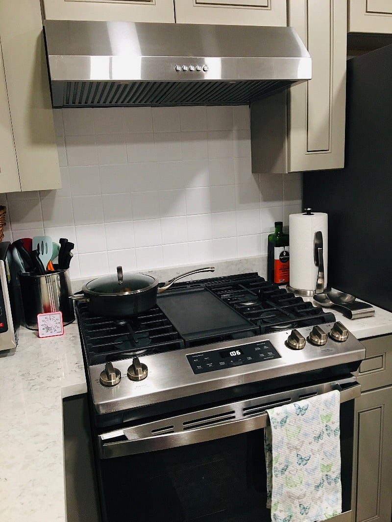 Furnished Finder property 377270_1 photo 2