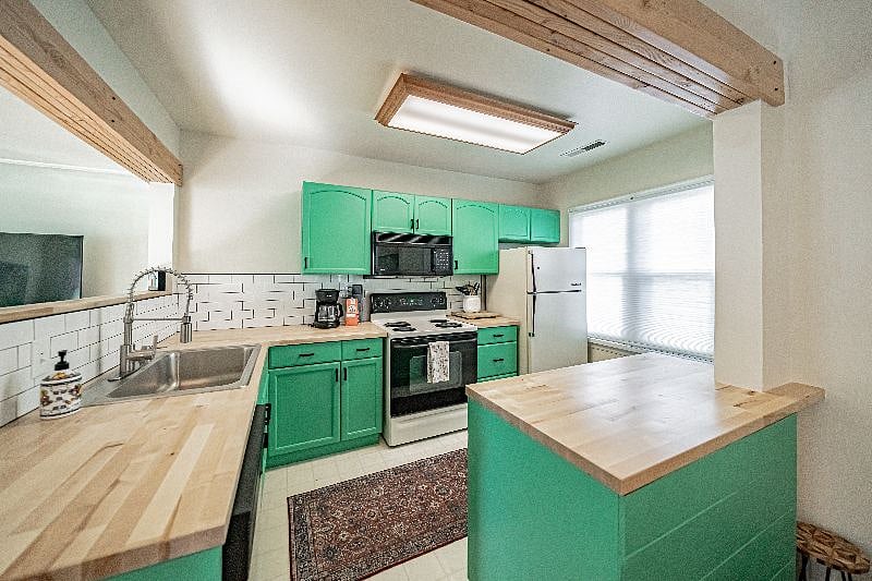 Furnished Finder property 377294_1 photo 12