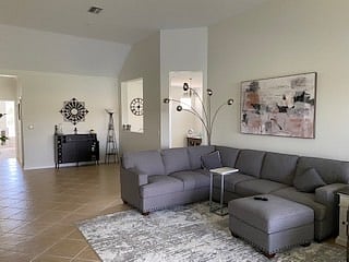 Furnished Finder property 377325_1 photo 4