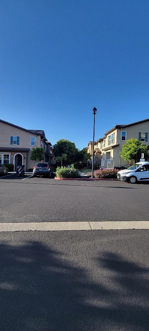 Furnished Finder property 377362_1 photo 3