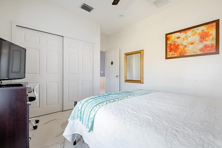 Furnished Finder property 377388_2 photo 3