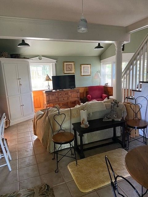 Furnished Finder property 377403_1 photo 10