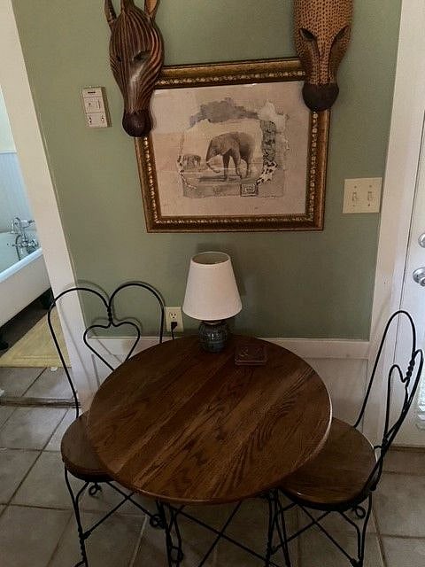 Furnished Finder property 377403_1 photo 12