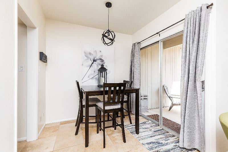 Furnished Finder property 377421_1 photo 6