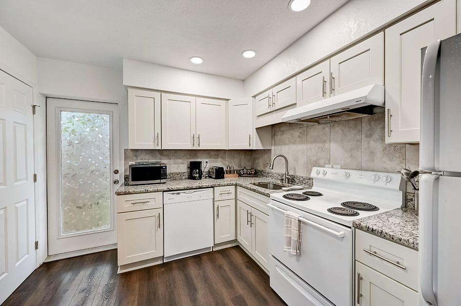 Furnished Finder property 377525_1 photo 4