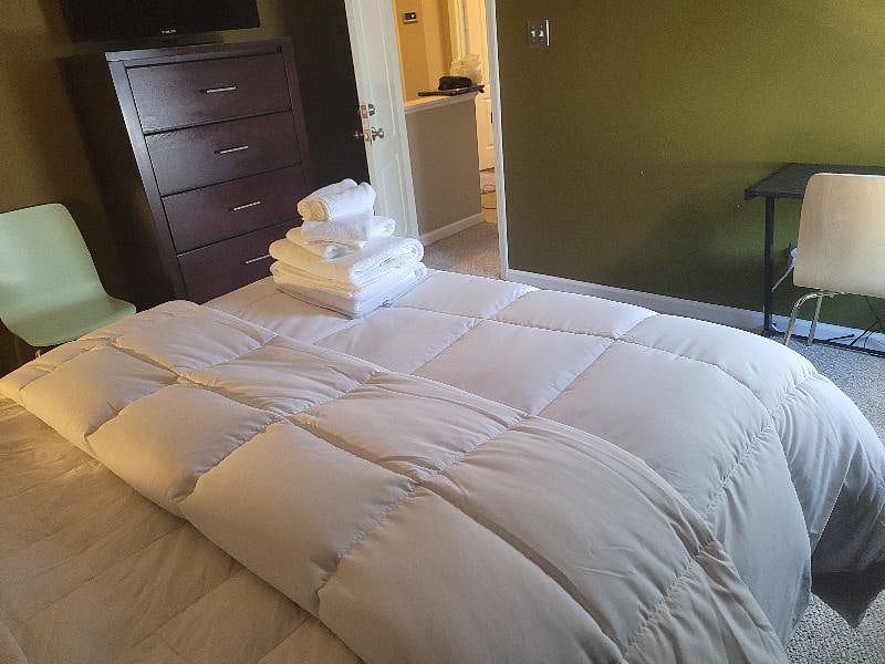 Furnished Finder property 377573_1 photo 7