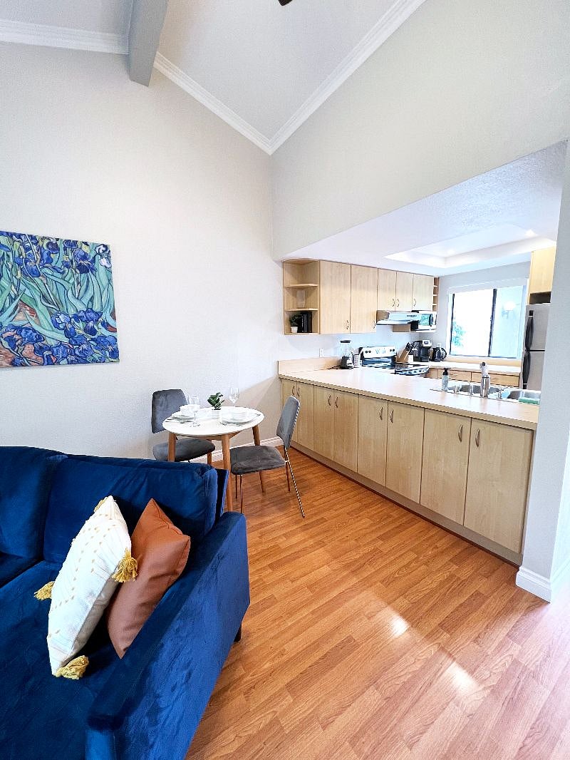Furnished Finder property 377580_1 photo 5