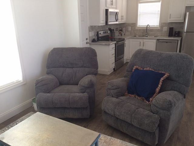 Furnished Finder property 377604_1 photo 7