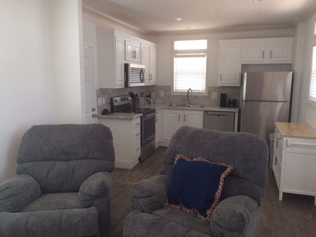 Furnished Finder property 377604_1 photo 12