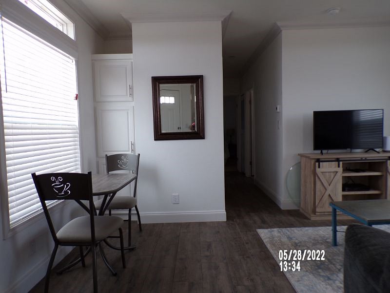 Furnished Finder property 377604_1 photo 17