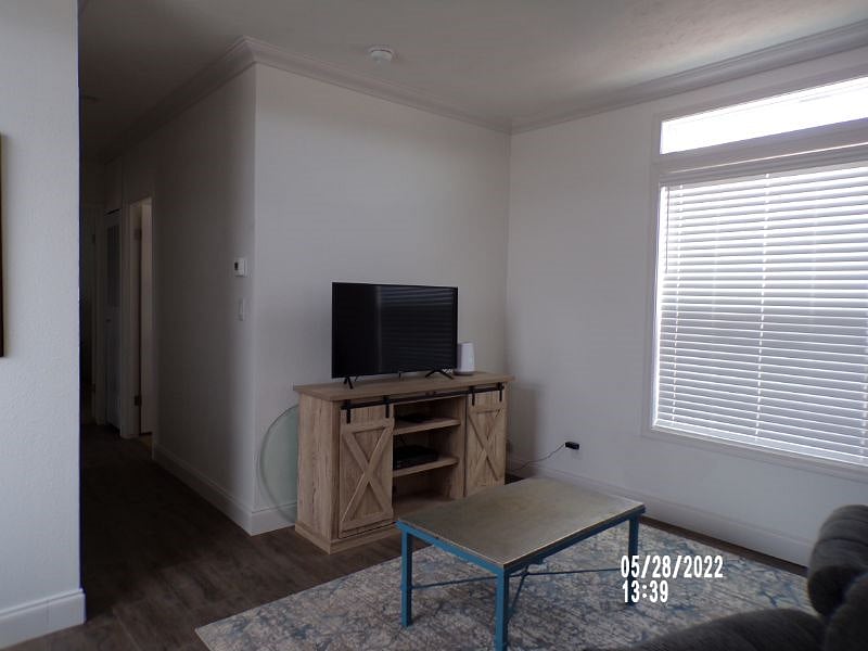 Furnished Finder property 377604_1 photo 16