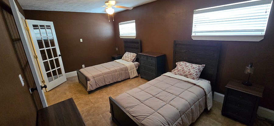 Furnished Finder property 377608_1 photo 7
