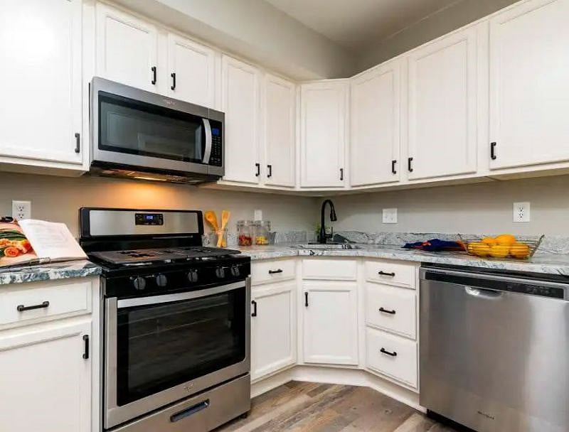 Furnished Finder property 377677_1 photo 11