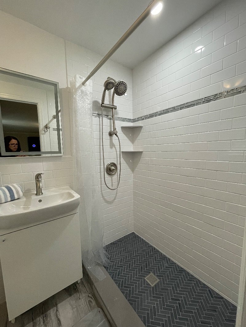 Private bathroom 