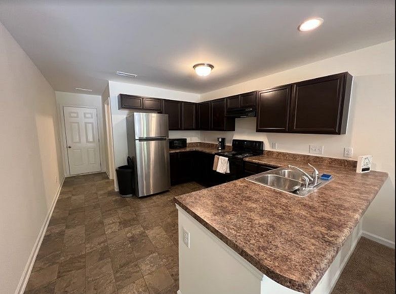 Furnished Finder property 377723_1 photo 4