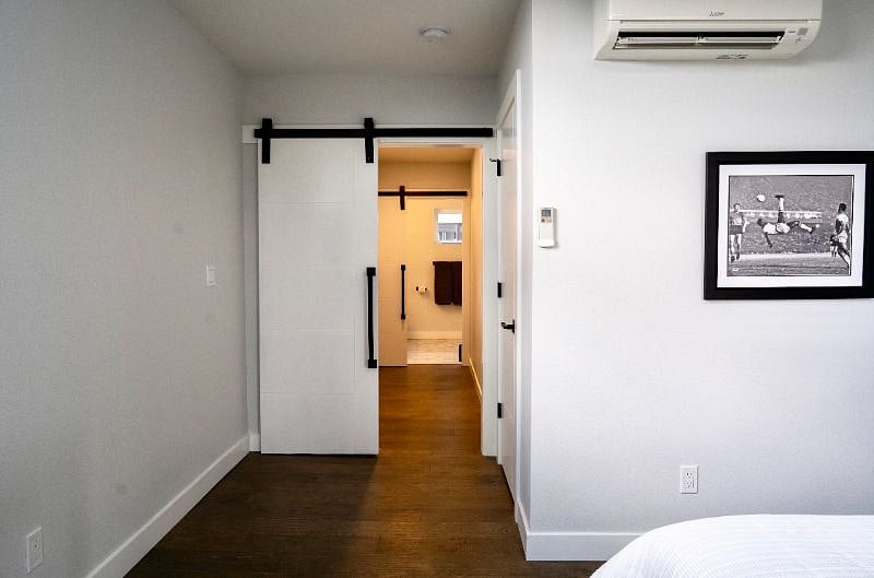 Furnished Finder property 377746_1 photo 3
