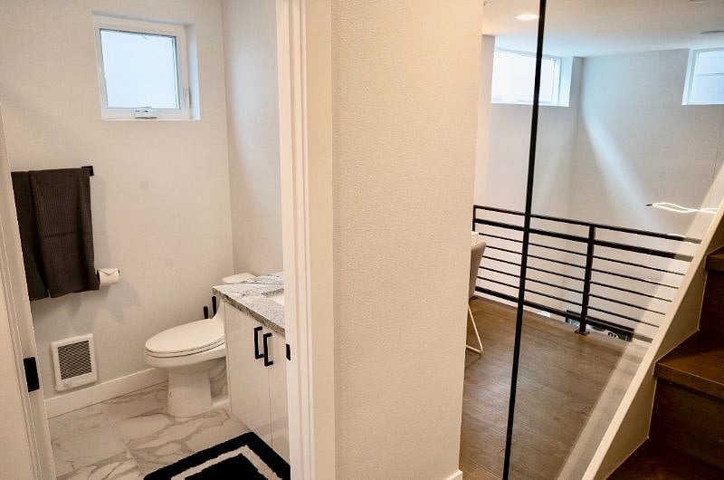 Furnished Finder property 377746_1 photo 6
