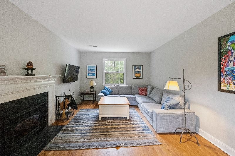 1st Floor Living Room