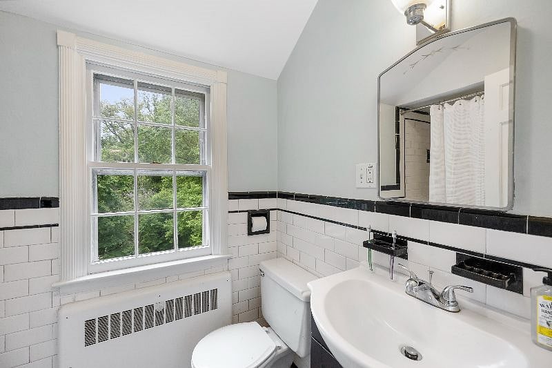 2nd Floor En Suite Bathroom