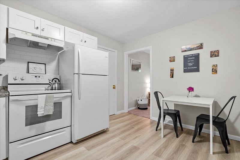 Furnished Finder property 377763_1 photo 10