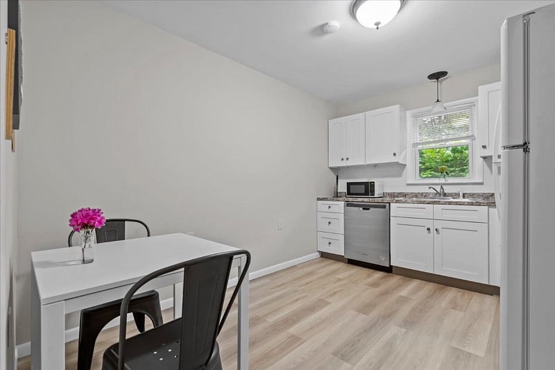 Furnished Finder property 377763_1 photo 11