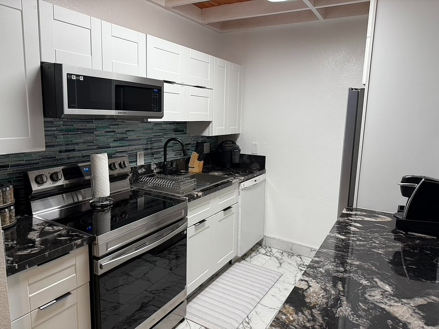 Furnished Finder property 377789_1 photo 27