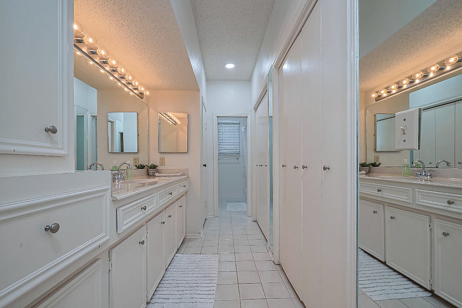 Primary ensuite bath
