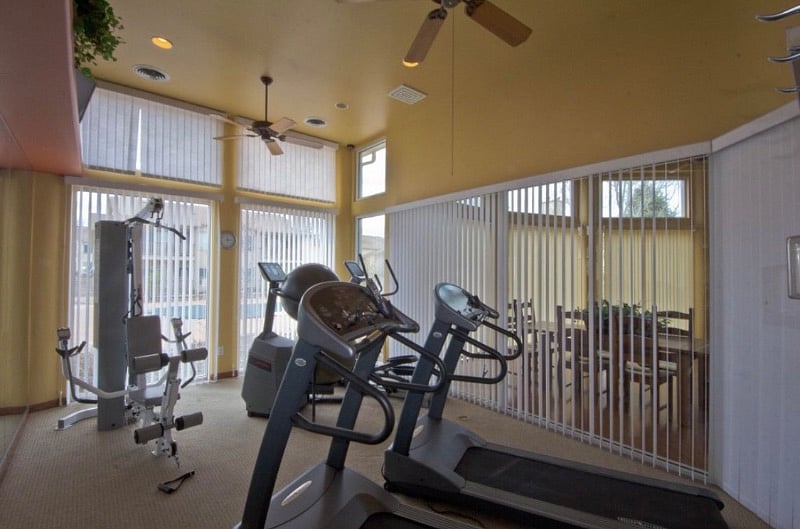 Furnished Finder property 377800_1 photo 30
