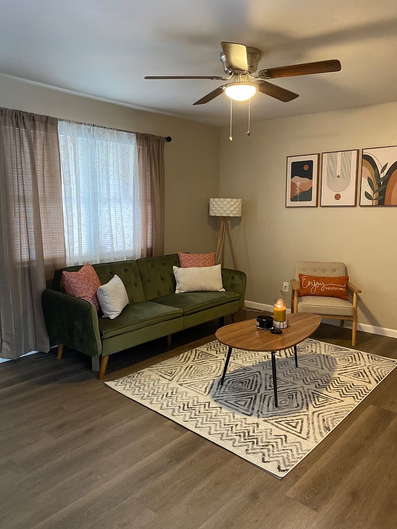 Furnished Finder property 377823_1 photo 3