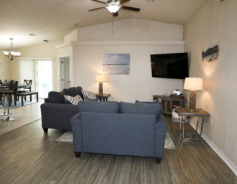 Furnished Finder property 377828_1 photo 28