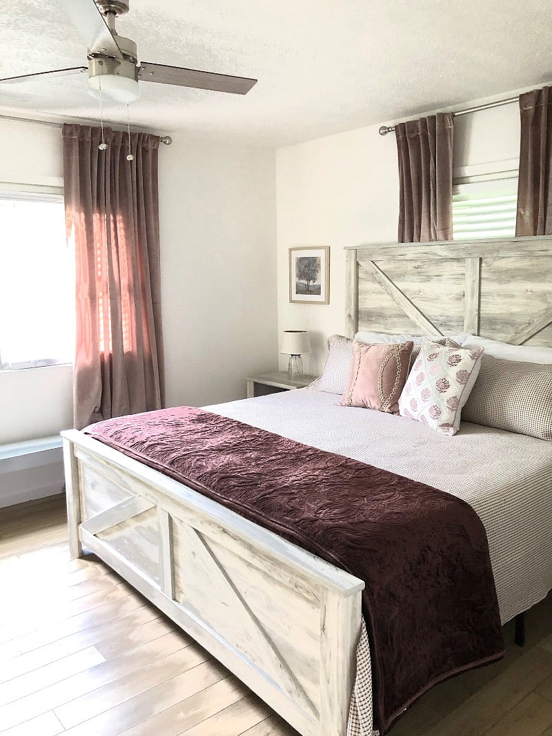 Furnished Finder property 377877_1 photo 25