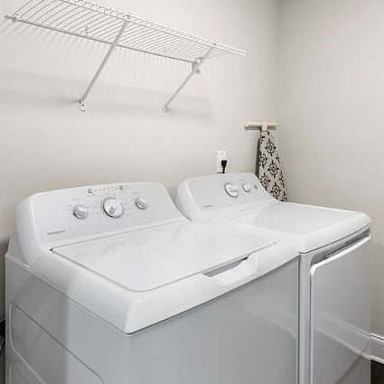 Furnished Finder property 377881_1 photo 17