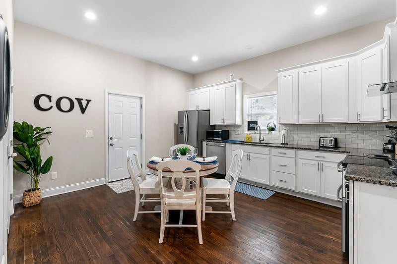 Furnished Finder property 377881_1 photo 5
