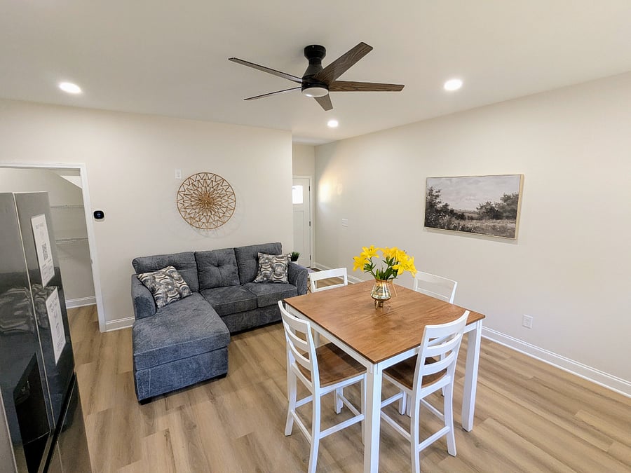 Furnished Finder property 377881_4 photo 5