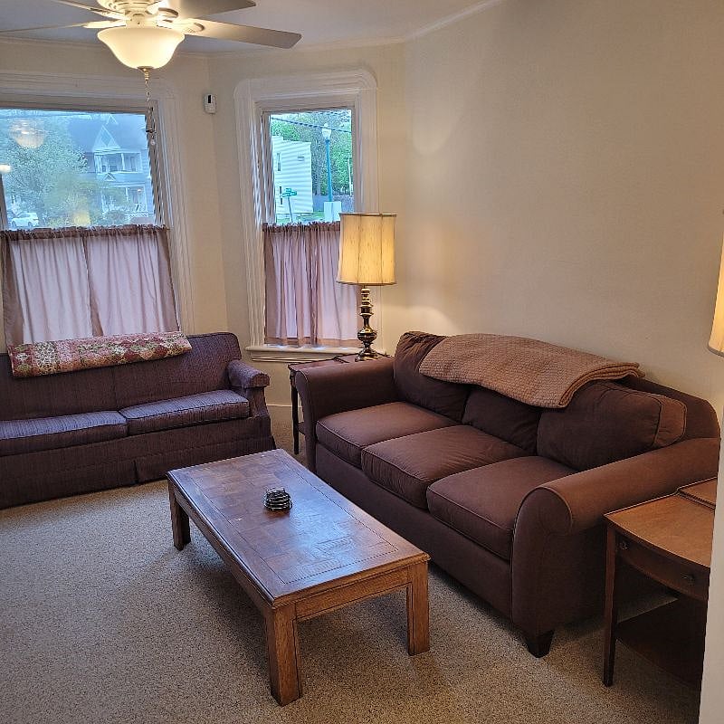 Furnished Finder property 377885_1 photo 4