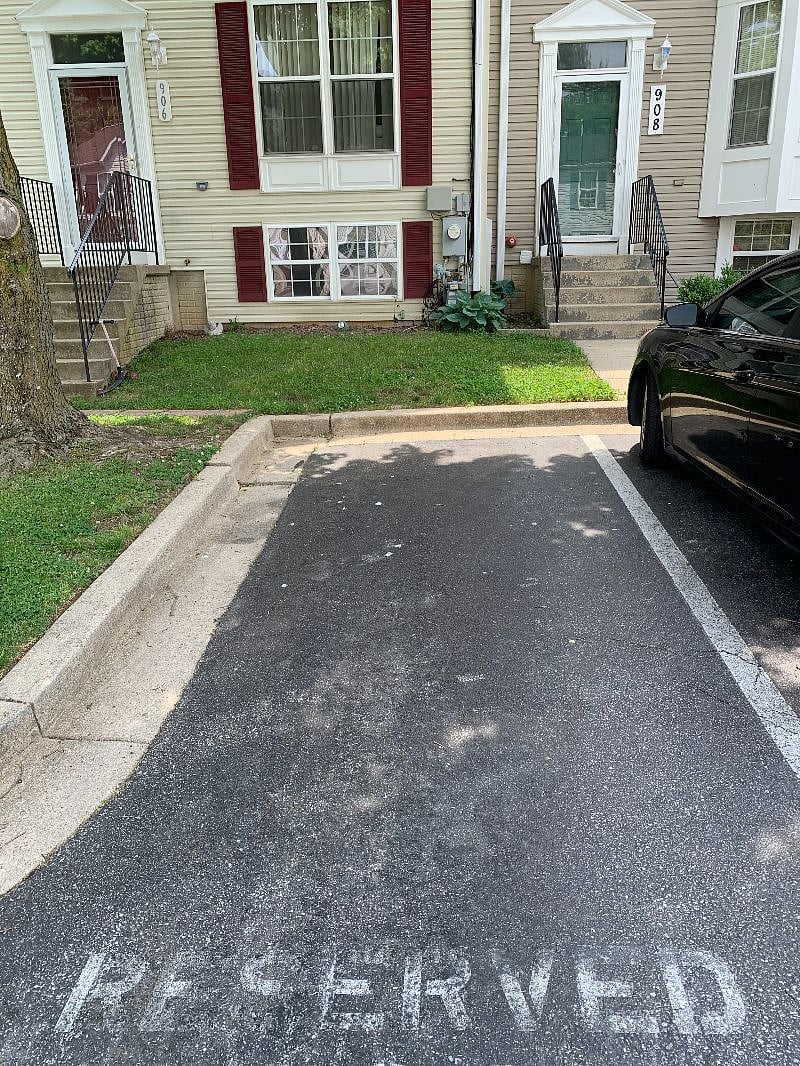 Free parking spot