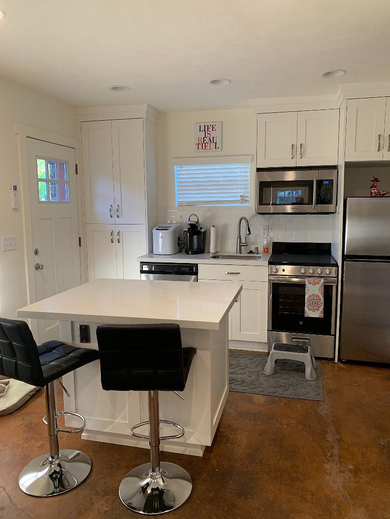 Furnished Finder property 377896_1 photo 9