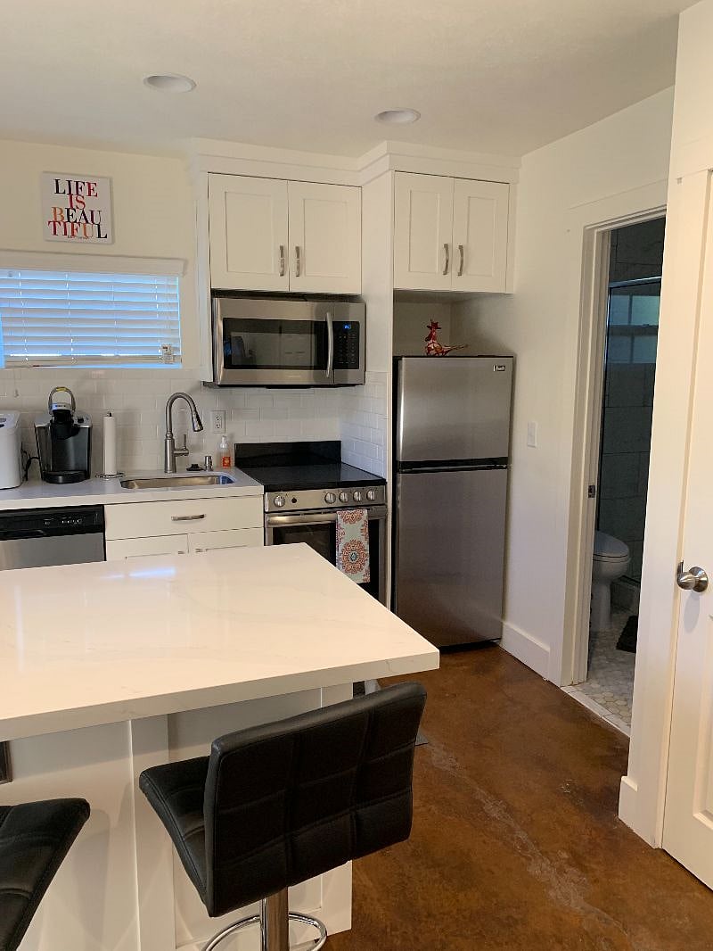 Furnished Finder property 377896_1 photo 10