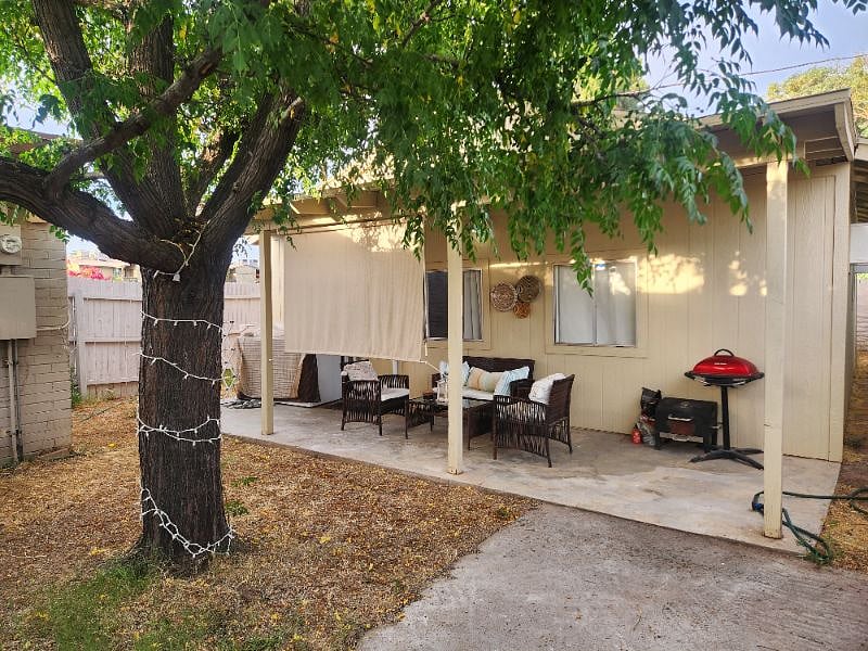 little yard