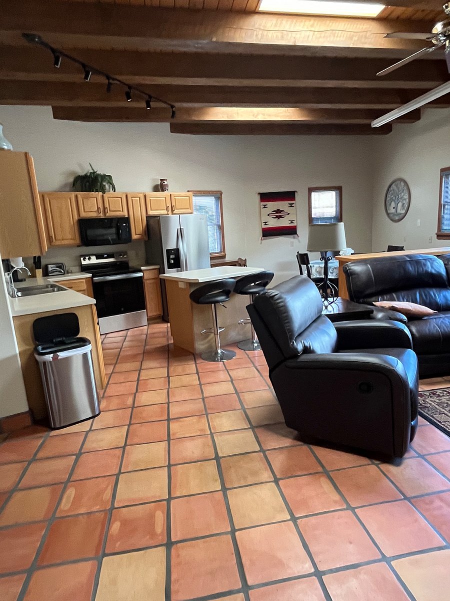 Furnished Finder property 377922_1 photo 4