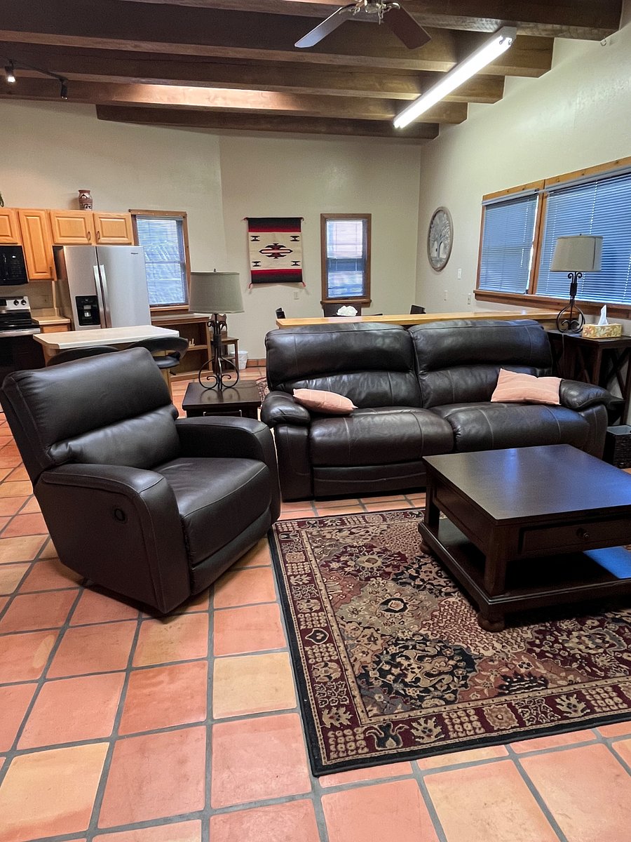 Furnished Finder property 377922_1 photo 2