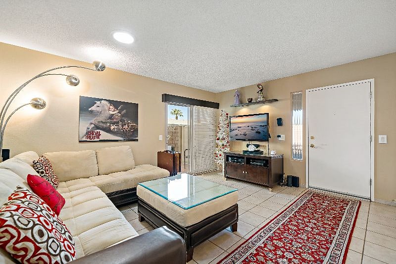 Furnished Finder property 377953_1 photo 7