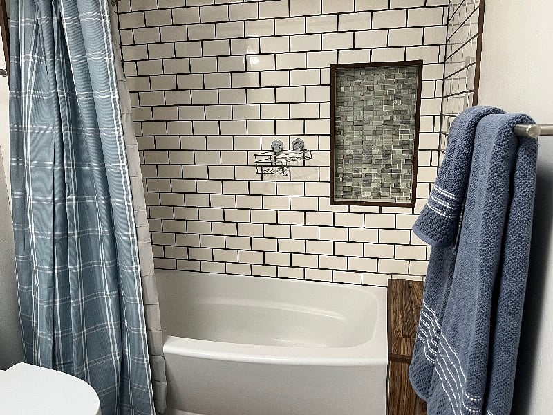 Shared bathroom has large tub and fountain if you need to take a nice-relaxing bath!